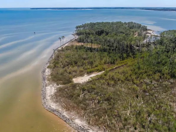 30-1B Fleets Bay Rd, White Stone, VA 22578