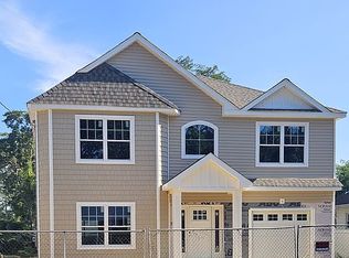 63 Prince Ave, Freeport, NY