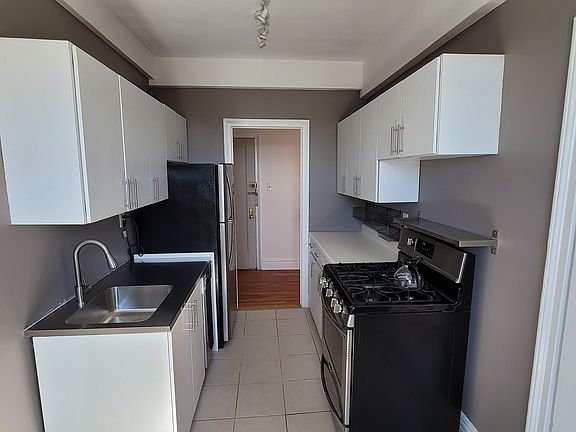 4th image of 8300 Talbot St APT 6D