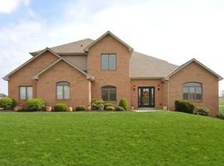 402 Longleaf Dr, Venetia, PA 15367