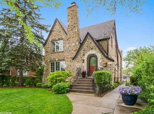 1416 Garden St, Park Ridge, IL 60068