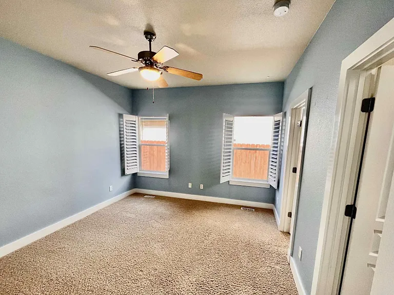 2905 E Pine Hollow Ln — Photo 18