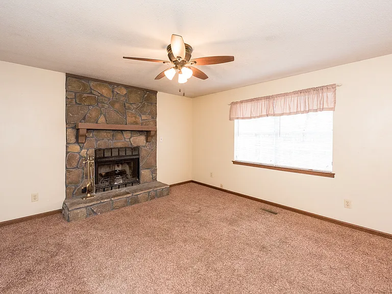 5172 Oak Haven Cir — Photo 5