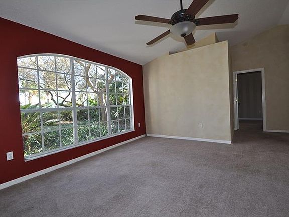 2nd image of 1580 Carmona Ct