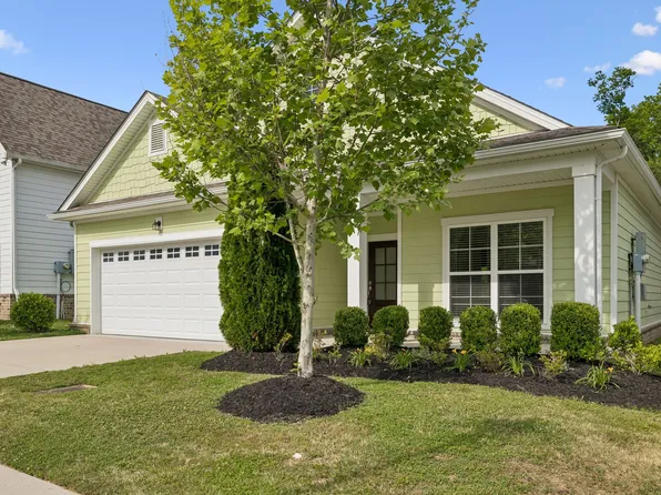 220 Hermitage Point Dr, Hermitage, TN 37076