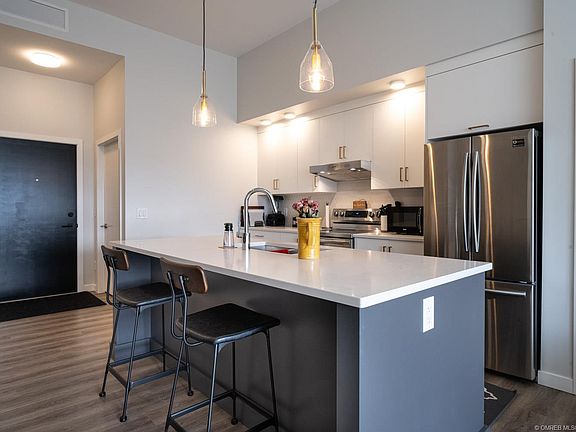 4th image of 1215 Saint Paul St #605