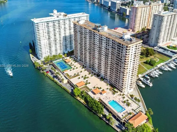290 174th St, Sunny Isles Beach, FL