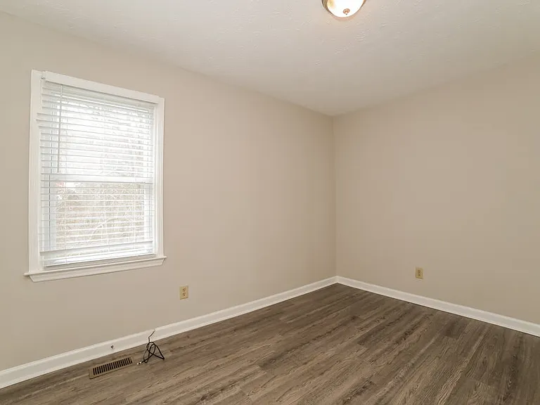 3106 Calumet Cir NW — Photo 16
