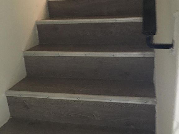 5th image of 801 3/4 N Stimson Ave