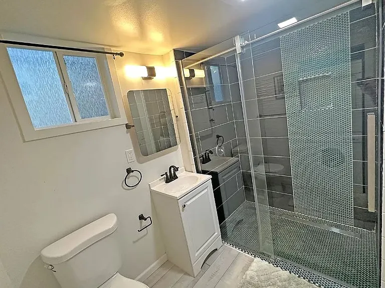 602 Cedar Ave #D — Photo 5
