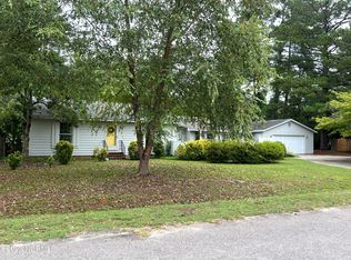 14301 Haney Dr, Laurinburg, NC 28352