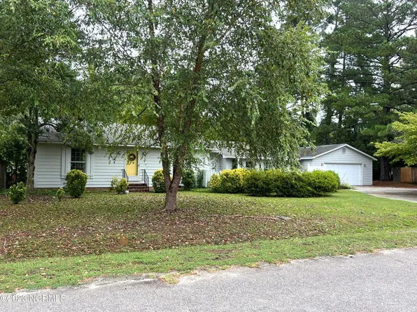 14301 Haney Drive, Laurinburg, NC 28352