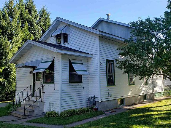3rd image of 909 S 8th Ave