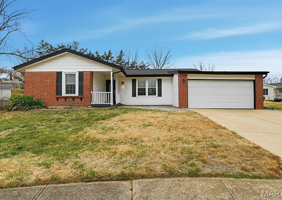 1st image of 683 Greenholme Ct