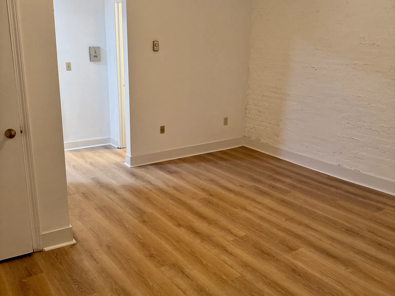 Studio, 1.0 bath, $2,295 — Photo 4