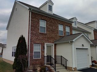3642 Bracknell Forest Dr, Groveport, OH 43125