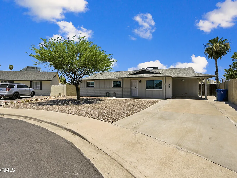 1506 W 2nd St