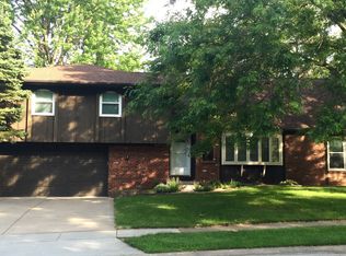 4052 Tanglefoot Ter, Bettendorf, IA 52722