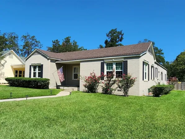 628 E 7th St, El Dorado, AR 71730