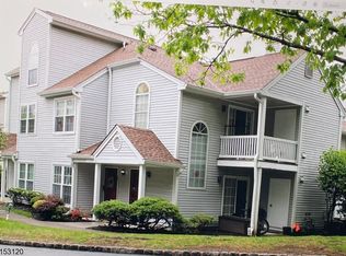 33 Homestead Ln, Lincoln Park, NJ 07035
