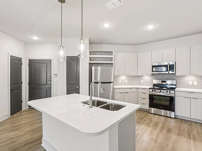 Sopra Luxury Living — Photo 65