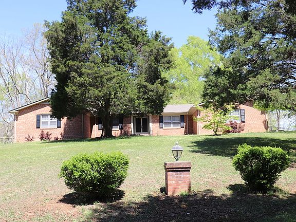4th image of 342 Colonial Hill Dr