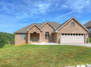 249 Ganega Trl, Vonore, TN 37885