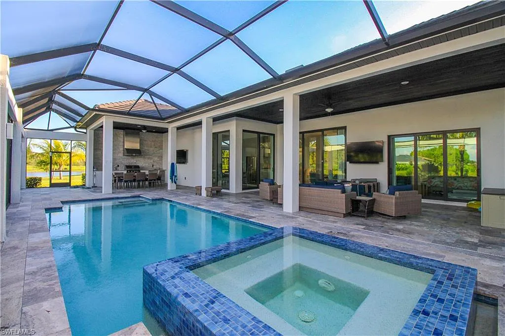 4 bed, 3.0 bath, 2983 sqft, $17,500 — Photo 1