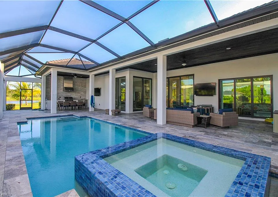 3123 Heather Glen Ct