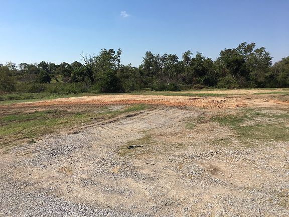 3rd image of 4796 Highway 177 N