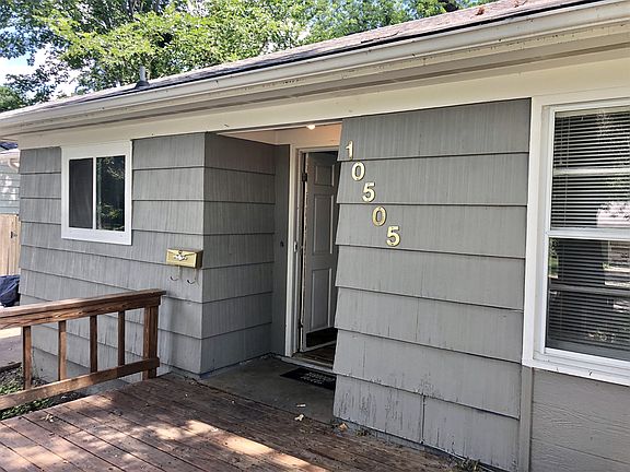 3rd image of 10505 Corrington Ave