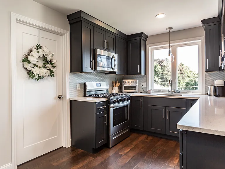 114 Sconticut Neck Rd #2 — Photo 4
