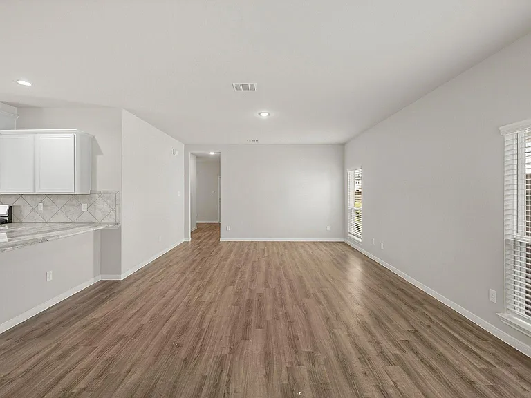 13304 Nabob Dr — Photo 3