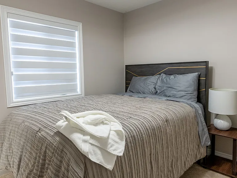 648 Lemay Grv — Photo 26