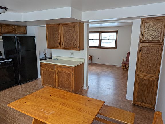 3rd image of 1533 Jones Pl