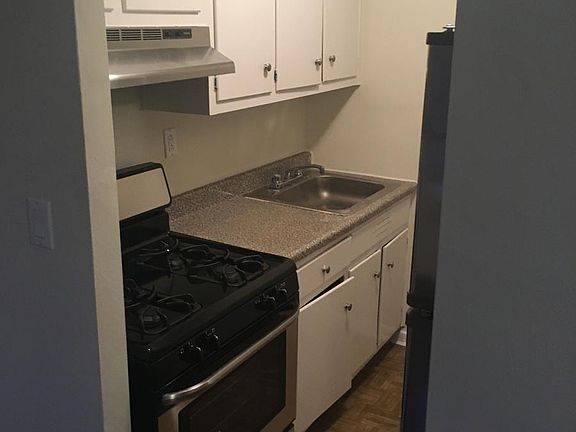 5th image of 8701 Midland Pkwy