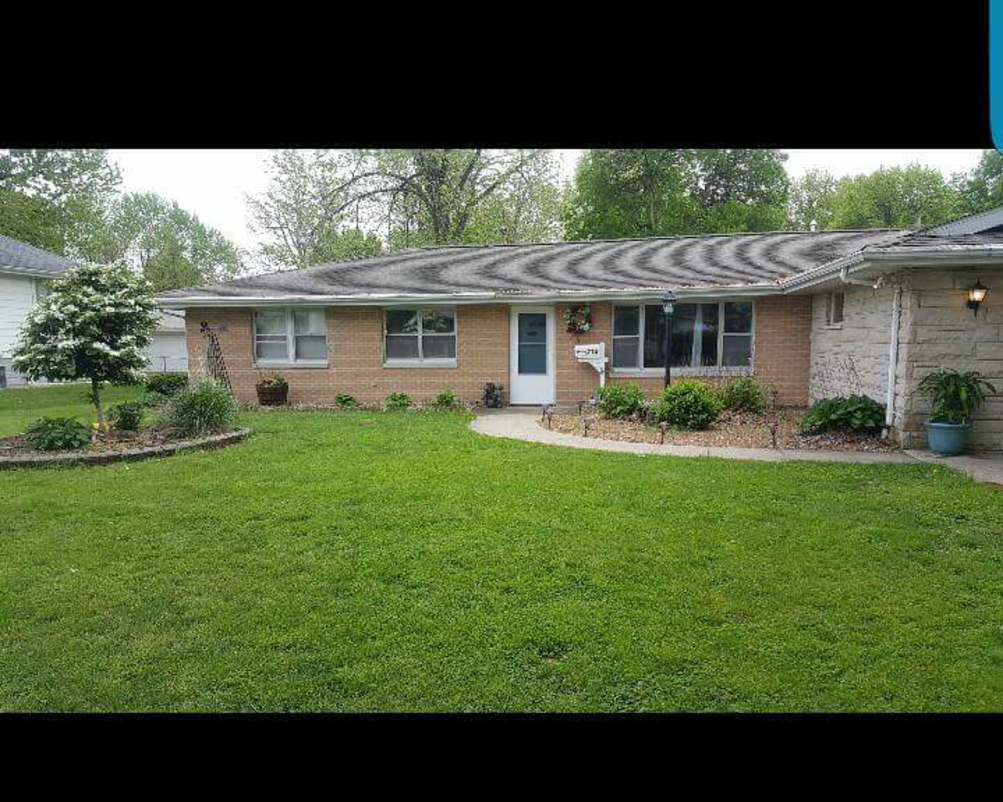 714 W Park Blvd, Taylorville, IL 62568 Zillow