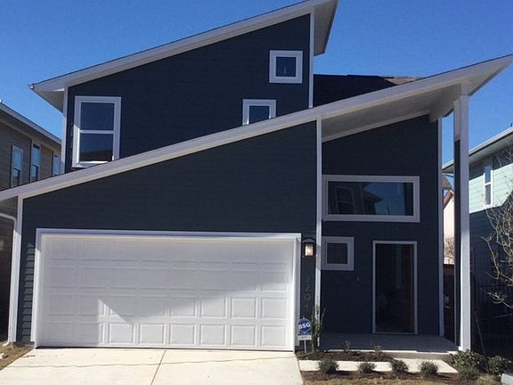 Photos of similar home, further along in the construction process. Actual Home to be Complete November 2016.