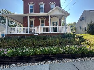 326 Walnut St #2, Spring City, PA 19475
