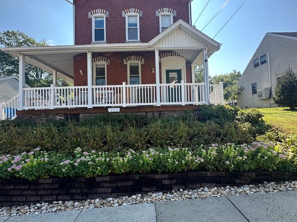 326 Walnut St #2