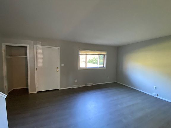 3rd image of 5305-5375 Root River Dr #5465
