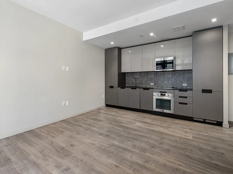 114 Mulberry St #703 — Photo 4