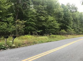 24 Schoolhouse Rd, East Stroudsburg, PA 18302