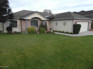 404 S 70th Ave, Yakima, WA 98908