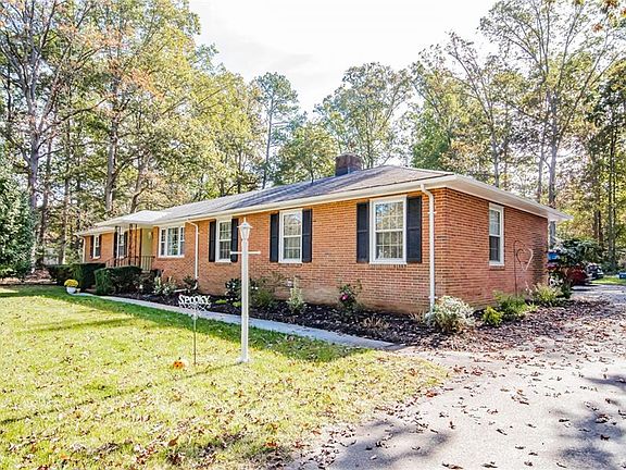 3rd image of 11042 Palmwood Cir