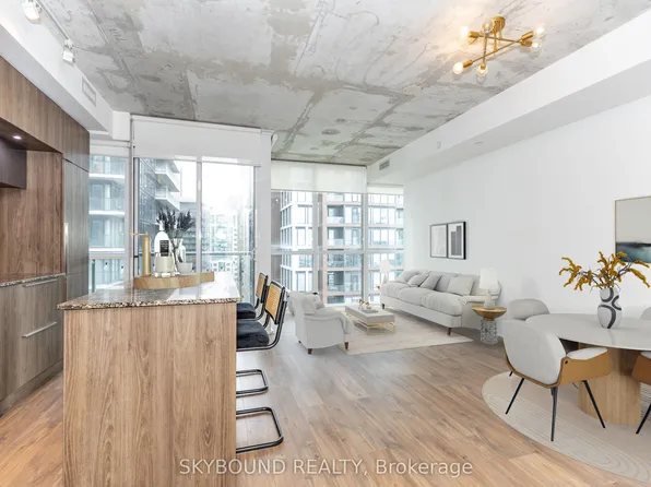 88 Blue Jays Way Unit 2704, Toronto, ON M5V 0L7