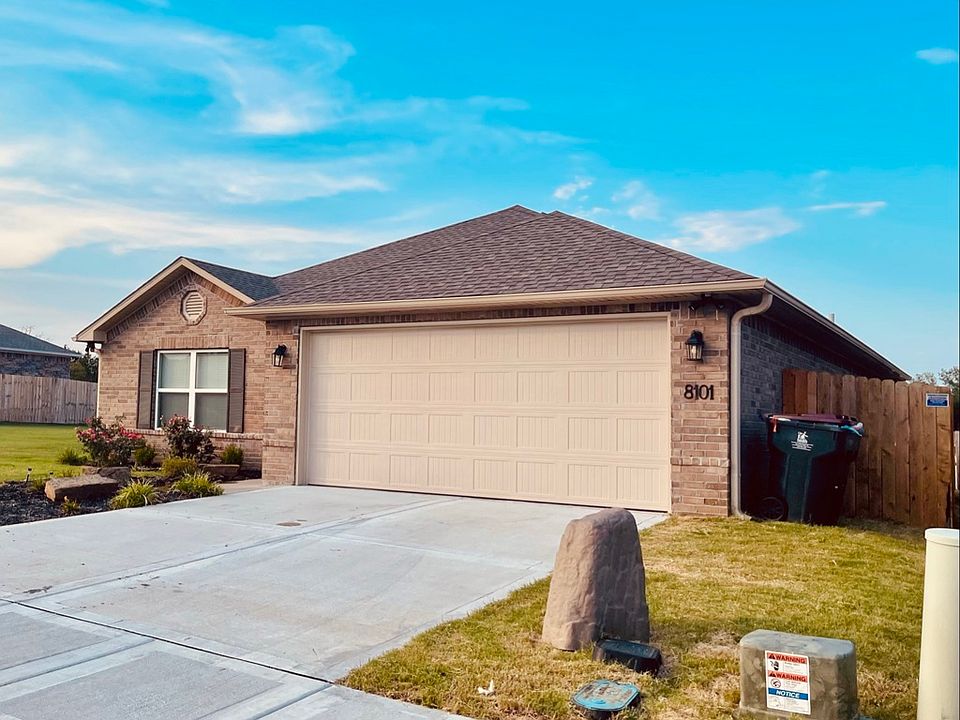 1st image of 8101 Regency Way