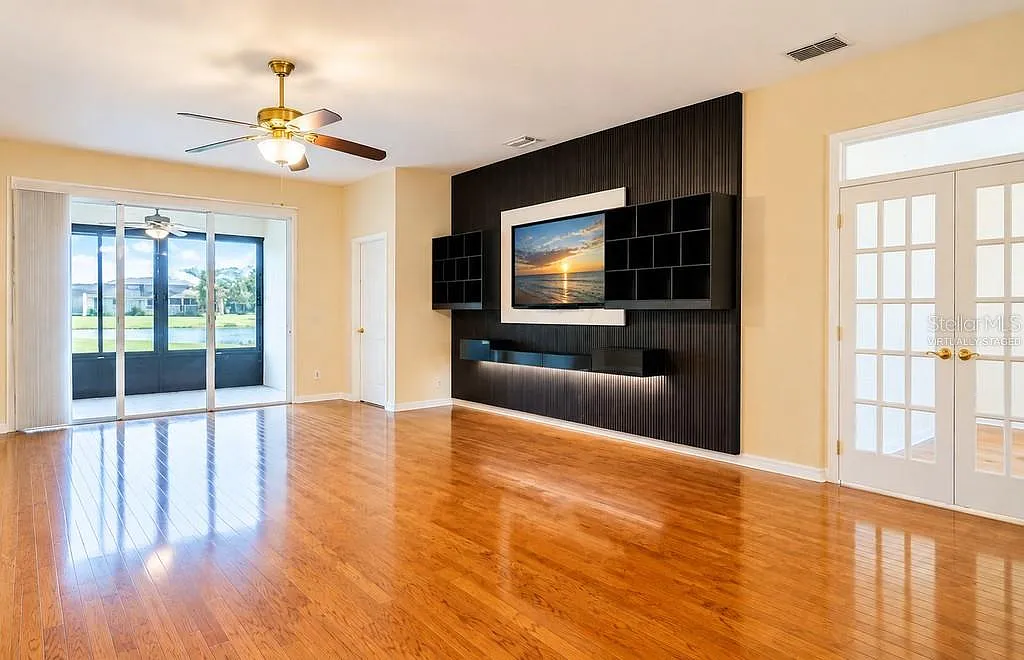 2 bed, 2.0 bath, 1870 sqft, $2,550 — Photo 2