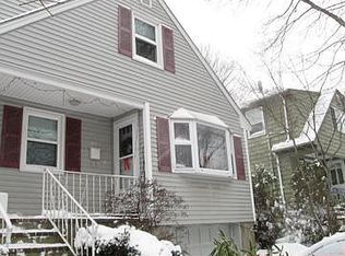 85 Edgemere Rd, West Roxbury, MA 02132