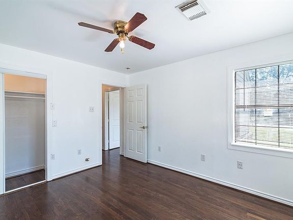 5th image of 7109 La Paseo St